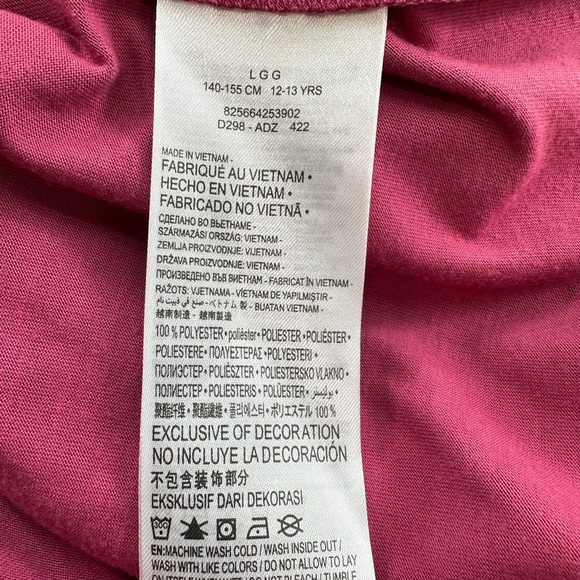 NWOT Converse Maroon Golden Logo Print T-Shirt Girls Large 12-13Y - Picture 3 of 6